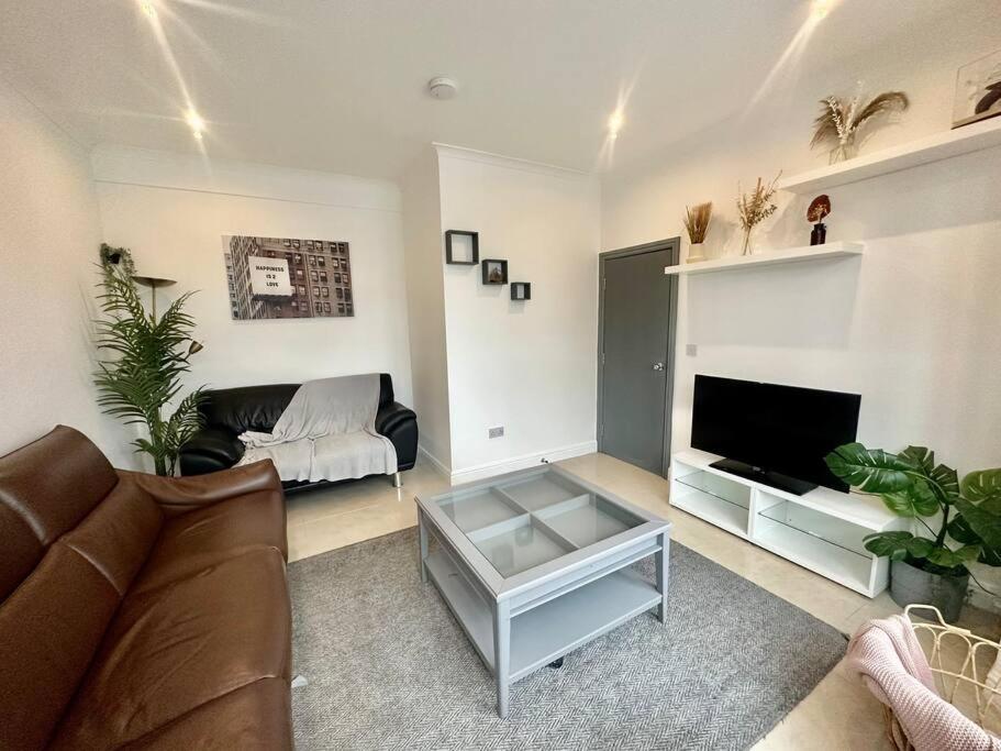 5 Bedroom House Se6 Londra Dış mekan fotoğraf